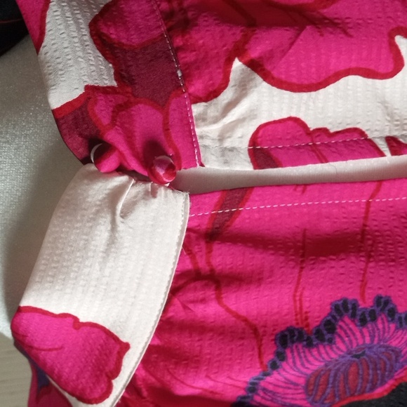 Talbots Pink and Red Floral Blouse Summer, Reunion, Vacation - Picture 7 of 8
